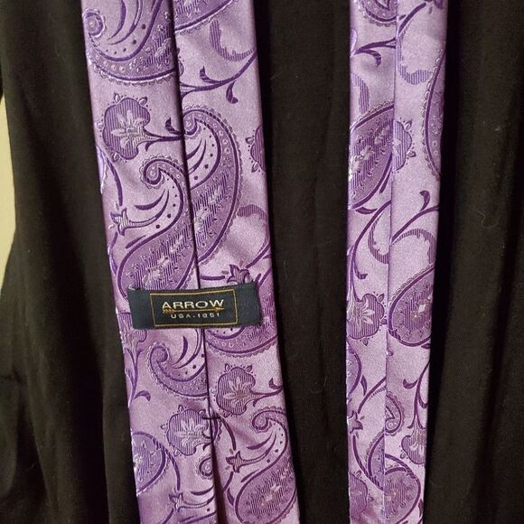 Arrow Purple Paisley & Floral Silk Tie - Picture 5 of 5